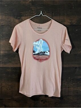 Columbia ‘Yellowstone National Park’ Graphic Light Pink Crew Tee Top